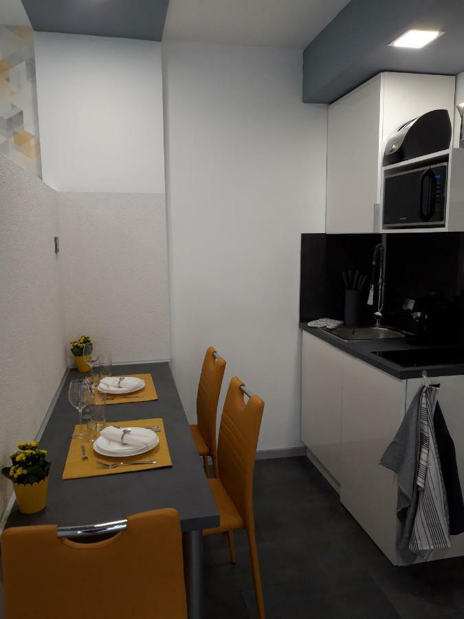 Belvarosi Apartman Szigetvár Exterior foto